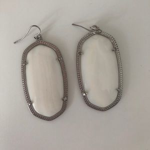Kendra Scott Danielle Earrings White and Silver